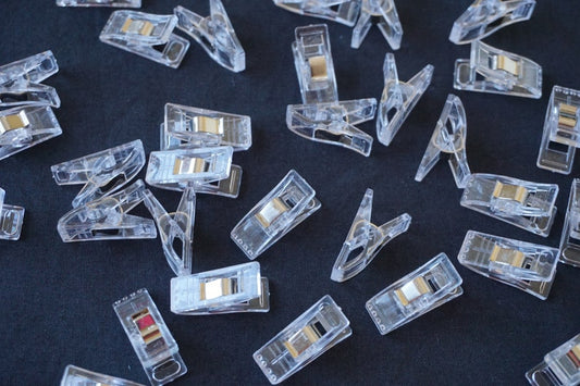 Clear Sewing Clips Set / Mini / 15 ct 25 ct 50 ct 100 ct / with reusable storage bag / Fabric Clips Set